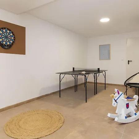 Aura De By Bevalle Lägenhet Buesa