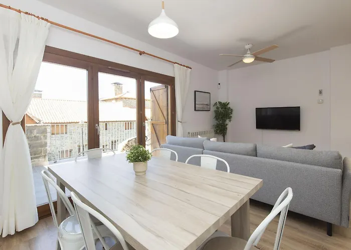 Aura De By Bevalle Lägenhet